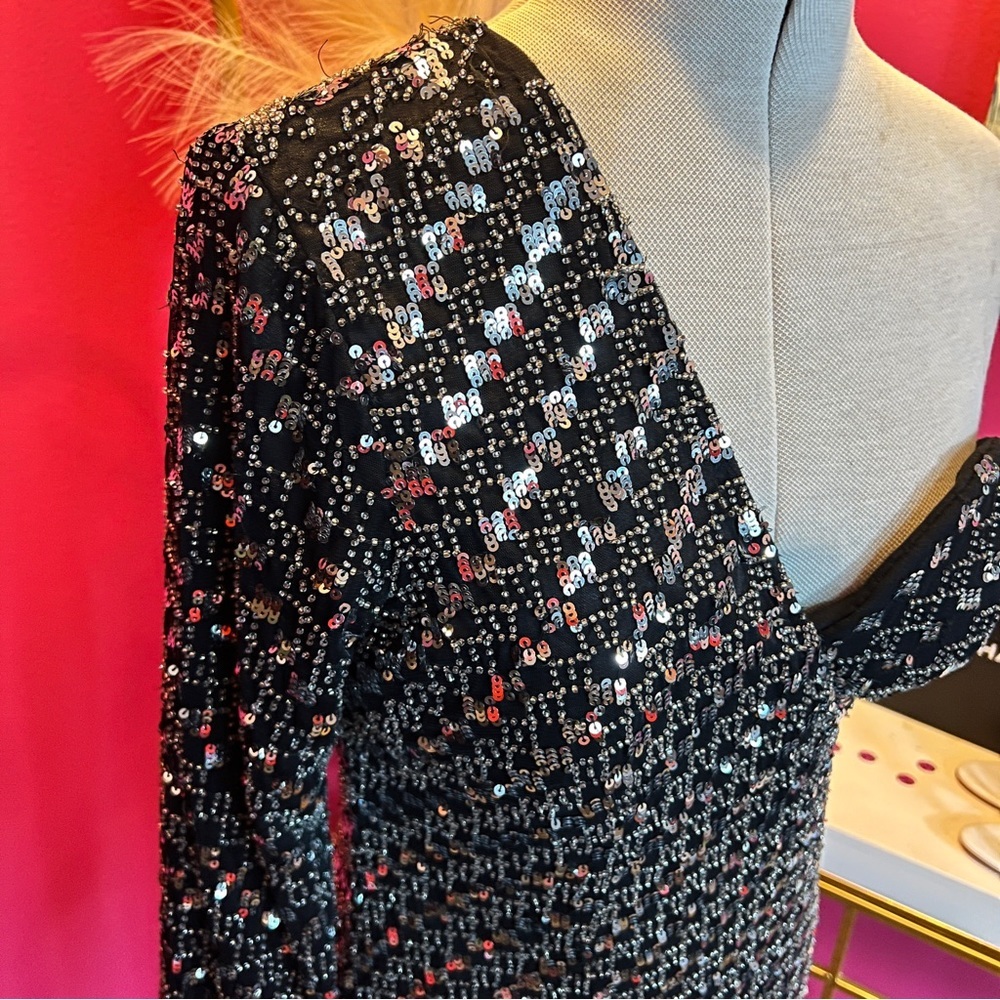 NWT NBD x REVOLVE Sequin One Shoulder Asymmetrical Dress - Picture 9 of 11